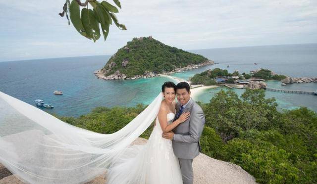 前中国女排队长冯坤,退役后转型教练,嫁给国外人,40岁产下爱子_排球