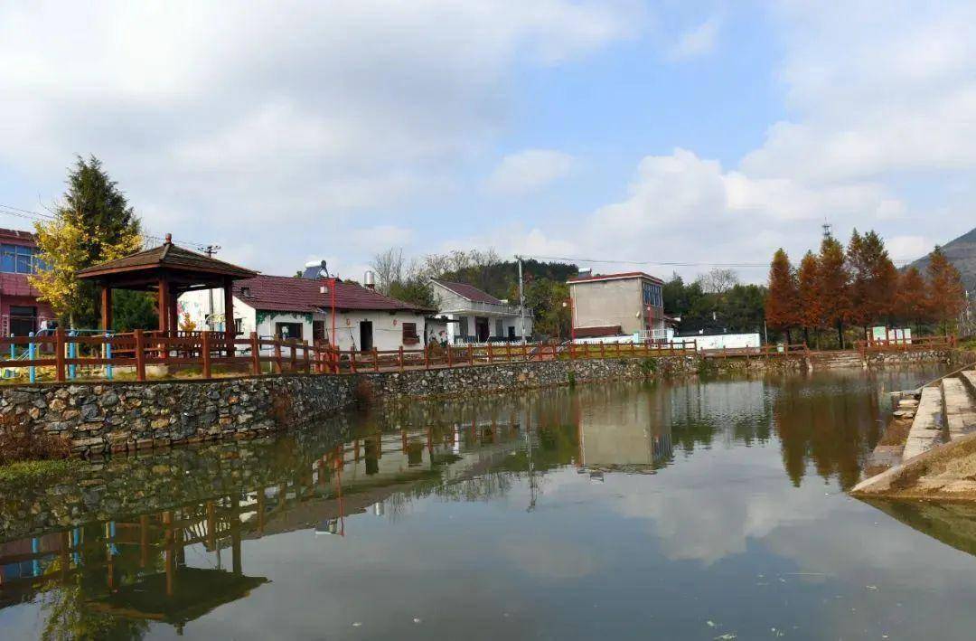 南陵何湾龙山村景点图片