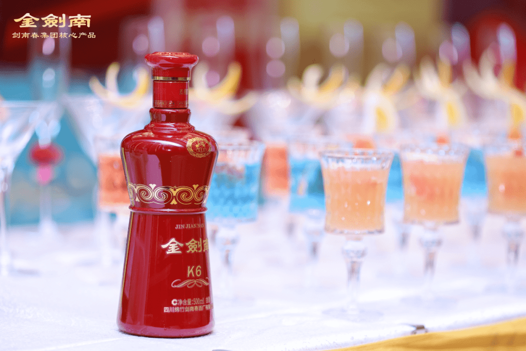 金剑南年销超20亿,炼成超级大单品,k6,k8组成剑南春"腰部双子星"_市场