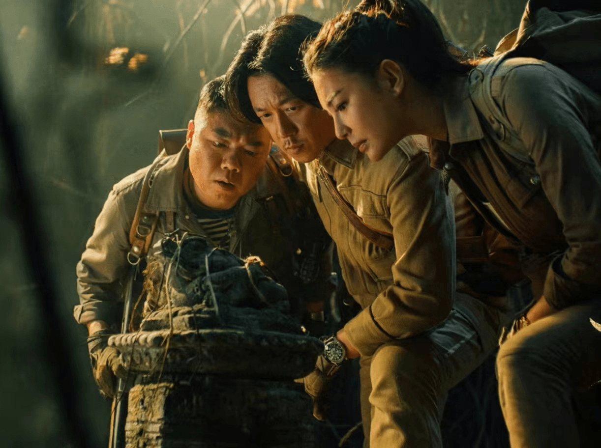 《昆仑神宫》首播尺度大,女孩被狼分食,神秘少女开启"阴阳眼"_潘粤明