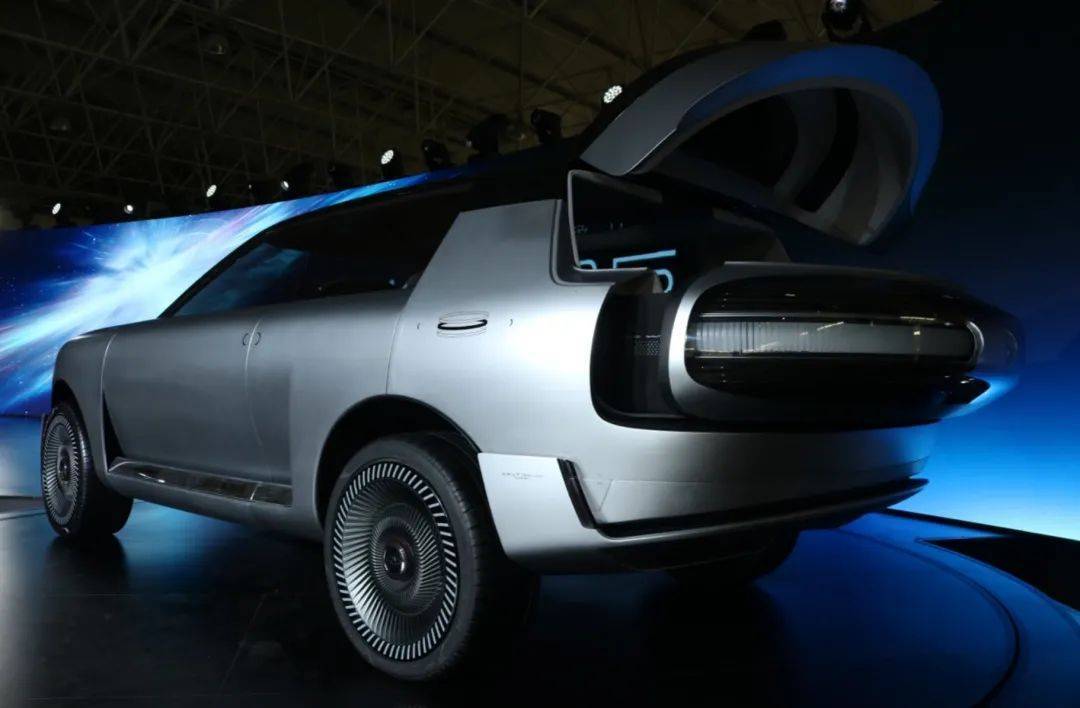 集黑科技于一身,奇瑞全新概念车gene首发亮相_搜狐汽车_搜狐网
