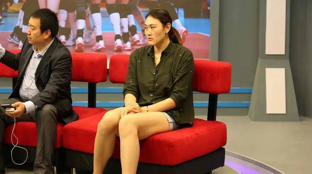 34岁王一梅找到真爱,男友矮她半个头,减肥 微整后,外形变化大_中国