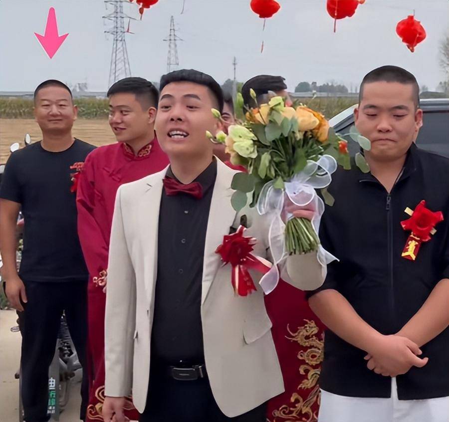 平顶山知名网红王二狗大婚,郭郭龙公子giao哥等齐捧场_名人_网络_婚礼