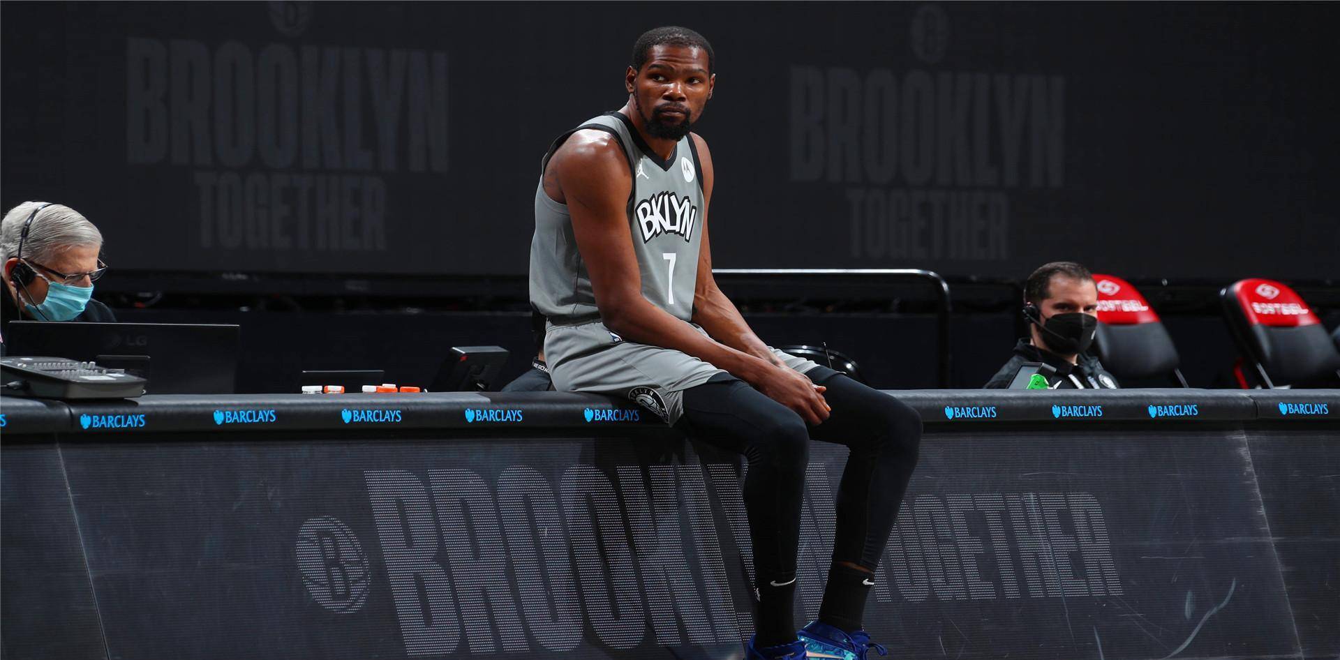 再次激怒了杜兰特,蔡老板连夜开会,内线怪物吹响了_霍华德贝克_1_nba