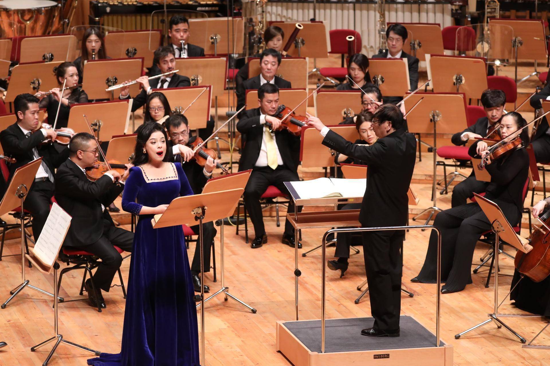 而在第四乐章"未来中国",作曲家郑阳将该乐章定位为一首意境高远,包罗