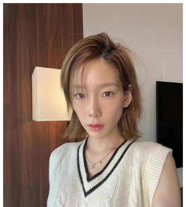 王子异路透生图,疑似整容被嘲"发面馒头",工作室回应实锤了?