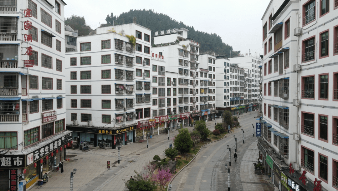 高质量发展 高质量转型——看万山丨谢桥街道:完善基础设施 建宜居新