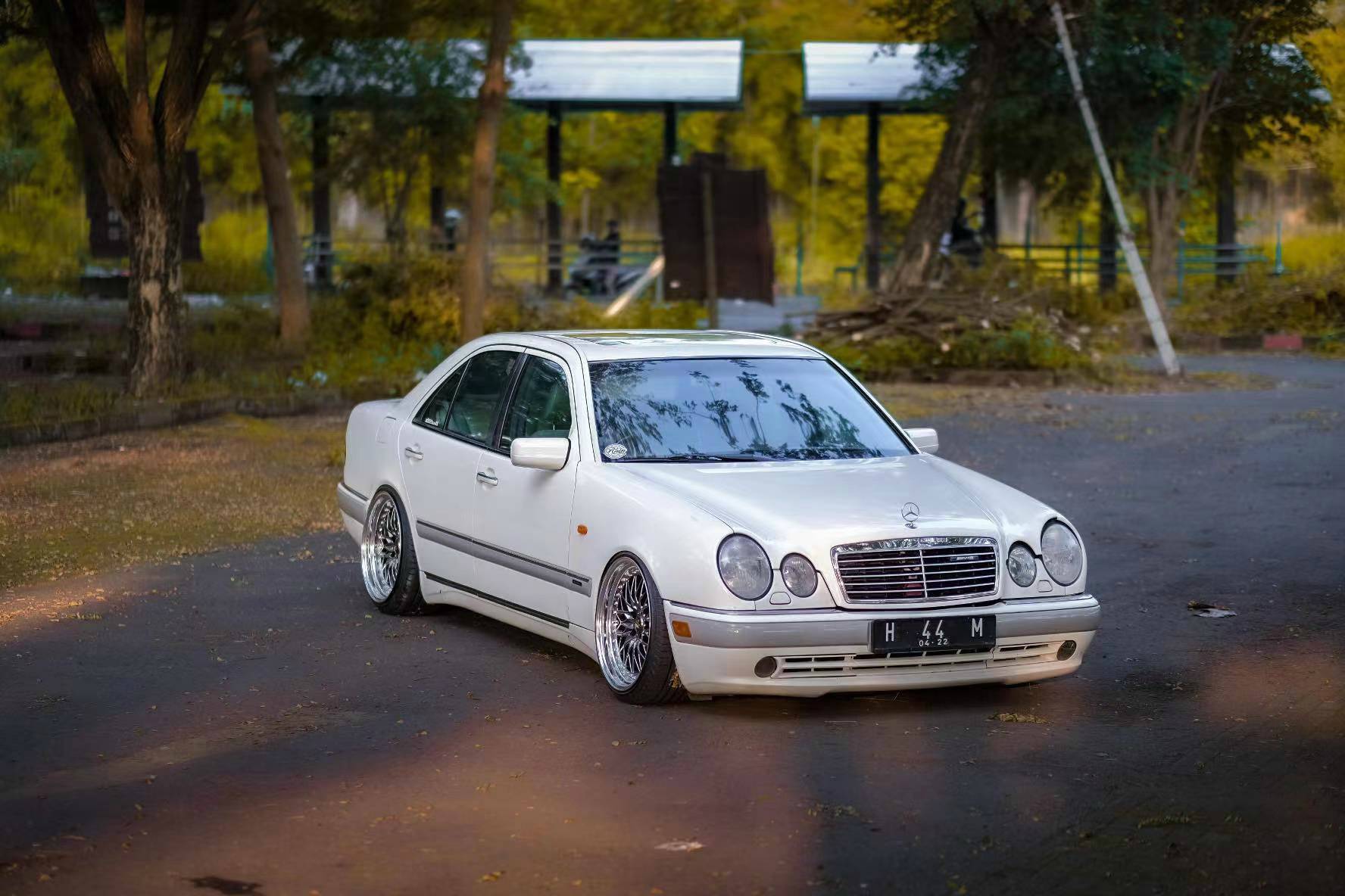 稳重帅气奔驰e级w210改装airbft空气减震_搜狐汽车_搜狐网