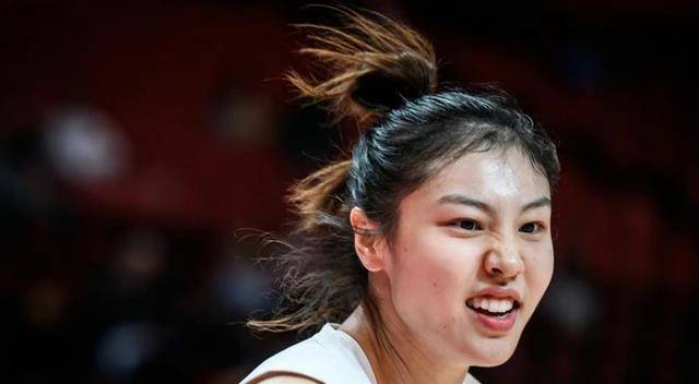 女篮后起之秀砍14 3 2 2,李梦曦得到强援,郑伟转型成功_张茹_中国女篮