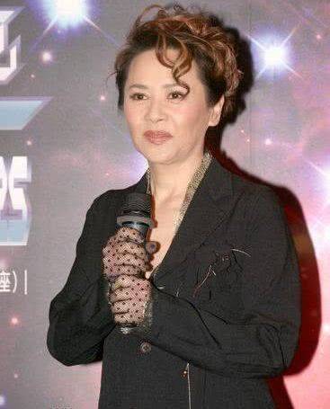 叶德娴_丈夫_香港