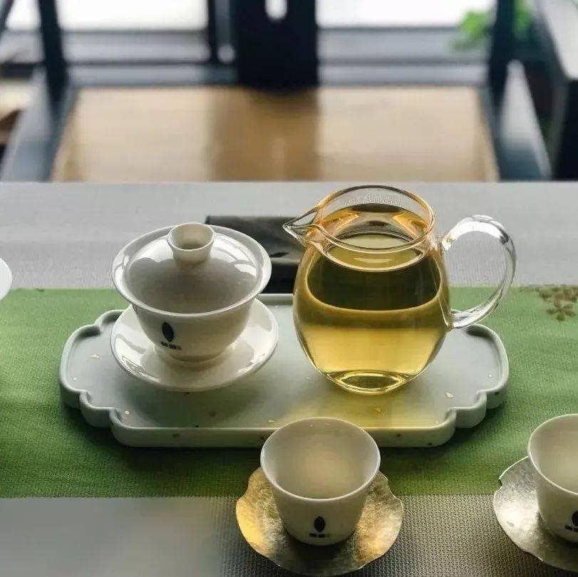 寂寞时，泡壶茶静观人世浮欢_人生_莫道茶_一念