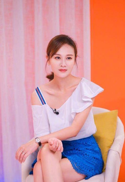 叶一茜私服穿搭惹人注目!