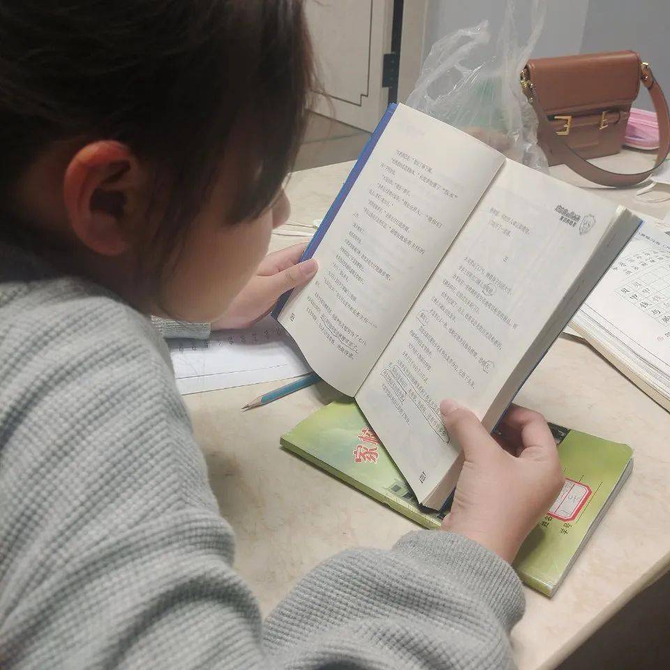 三6追夢中隊閱讀分享會_小學班主任寄語_實驗小學班班有讀活動