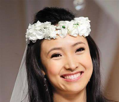 娱乐圈五位"意外身亡"的明星.第三位是我的偶像_黄家驹_白静_任娇