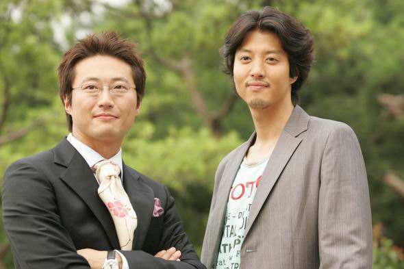 《巴黎恋人》女主与丈夫爬山,素颜露面像变了个人_金廷恩_首尔_李瑞镇