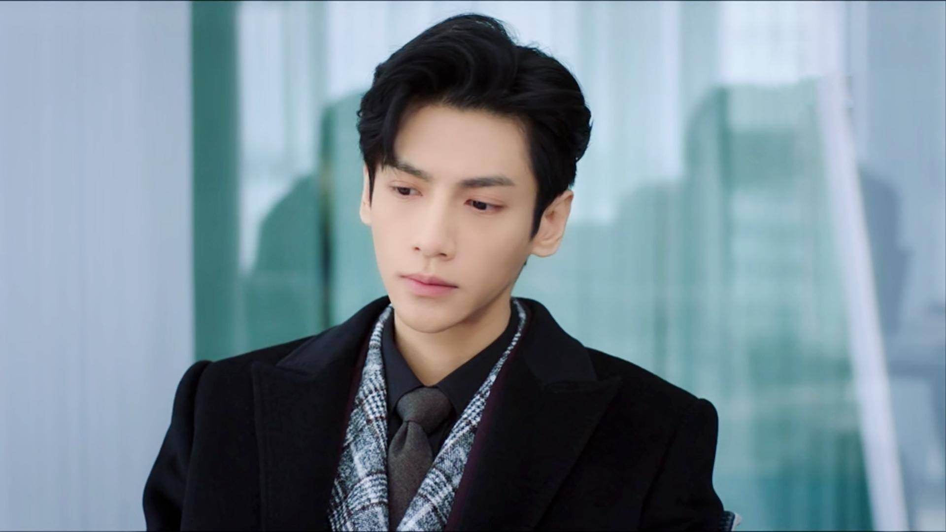 《半是蜜糖半是伤》见证了罗云熙的蜕变之旅_袁帅_容齐_气质