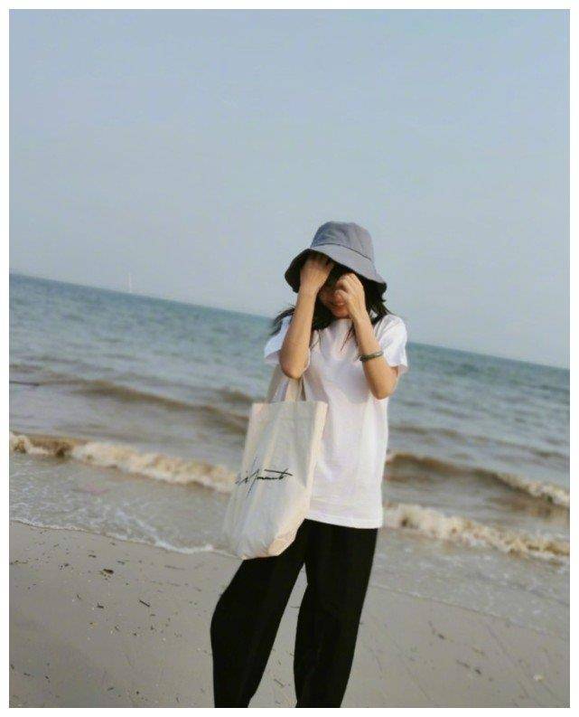 谭松韵走出伤心阴影?