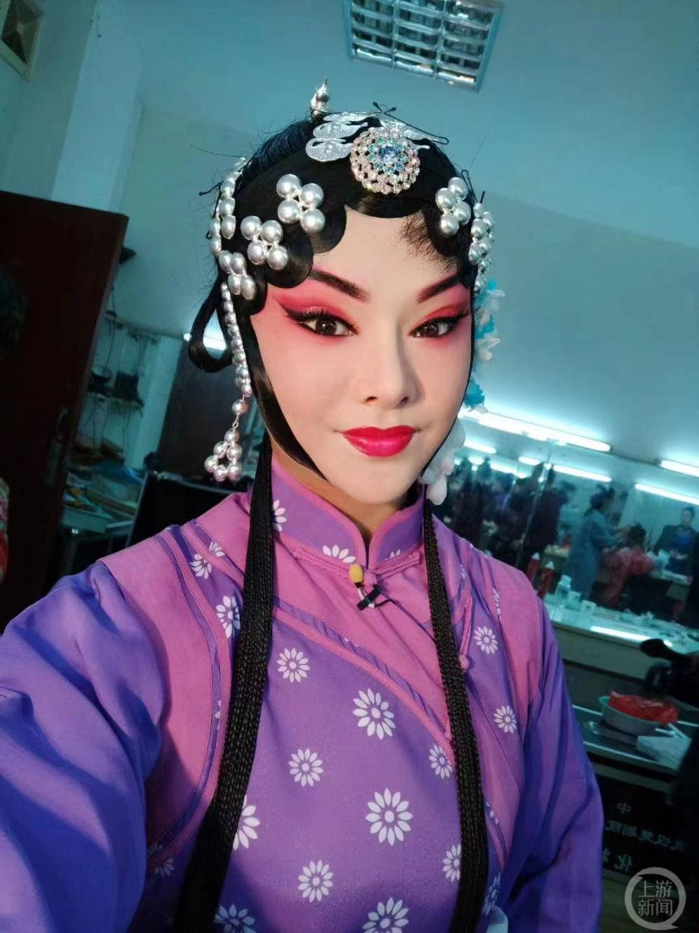 小主播大梦想|楚剧演员直播演出不要打赏_何菲_黄陂区_好嗓子