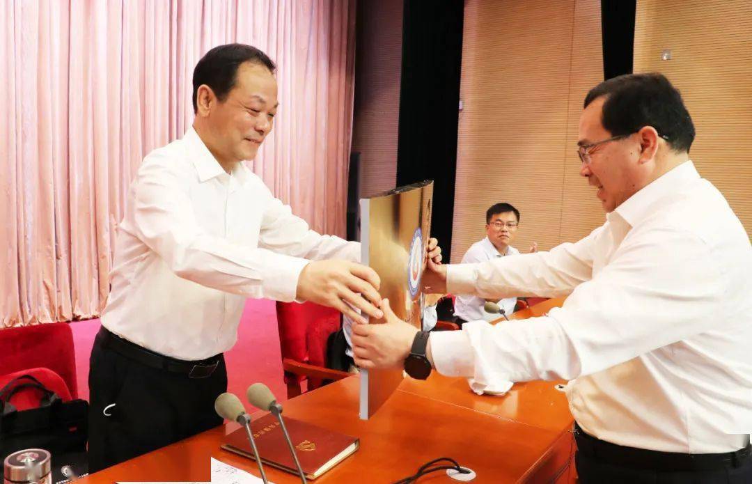 漯河市新的社会阶层人士联谊会成立 张太喜当选会长_工作_乔彦强_发展