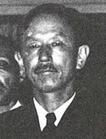 他以同希特勒合影为荣,曾誓要扳倒东条英机,失败后切腹自尽_中野_日本_军国主义