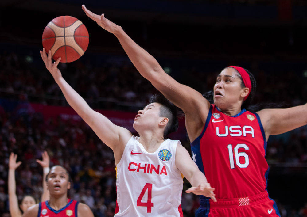 时隔28年，中国女篮获世界杯亚军，追平历史最佳战绩