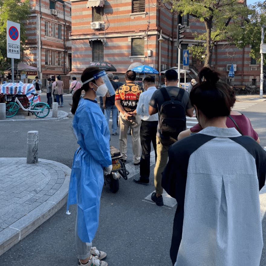 守護社區平安 靜待春暖花開——二十中學教師下沉澳門路社區志願服務