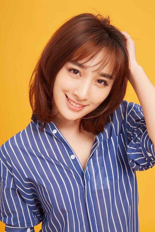 徐申东,1993年8月3日出生于上海市,中国内地女演员,歌手.