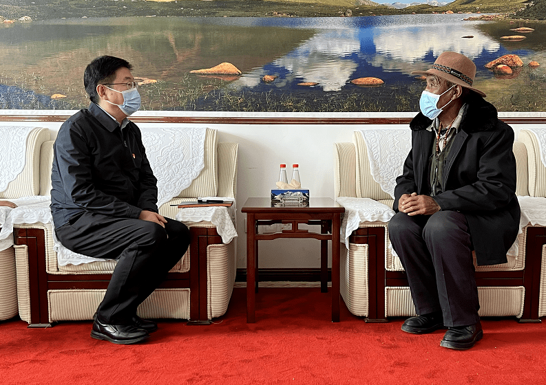 叶万彬在甘德调研近期重点工作时强调:提高政治站位厚植为民情怀统筹