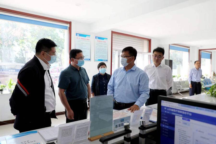 县委常委,宣传部部长,副县长徐效亮 ,李庄镇党委副书记,镇长田颖超