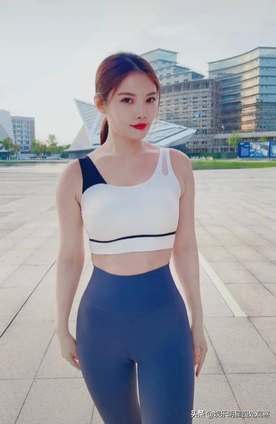 徐冬冬晒健身照,皮肤白皙,身材面容姣好,谁还记得曾经的大嫂?