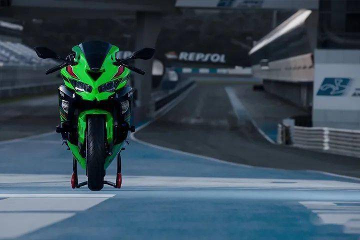 印尼川崎发布2023款ZX-25R（共三个版本）_手机搜狐网