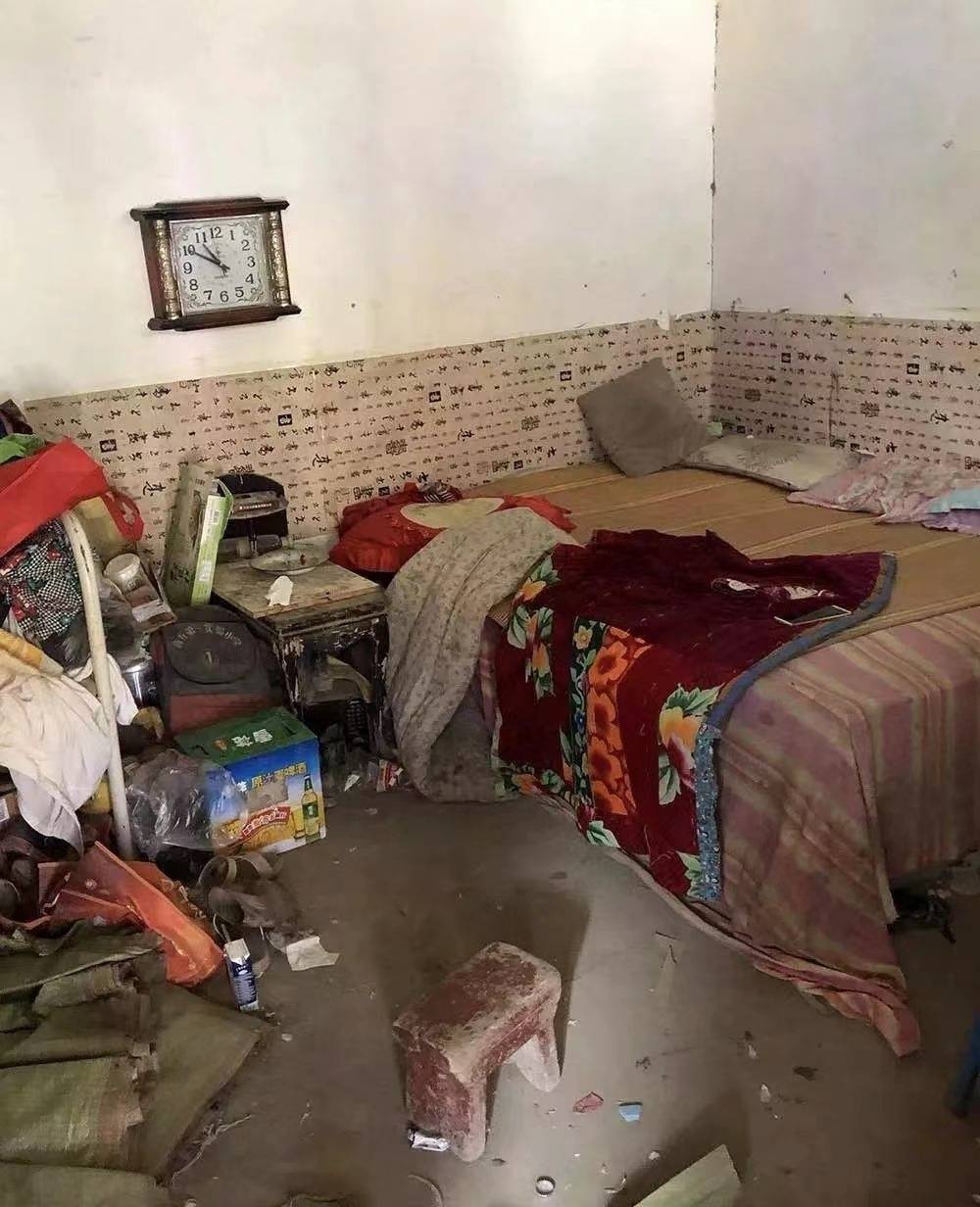 这对"小偷兄弟"情感羁绊刺痛多少人,生而不养,世间最大的惨剧_马亮