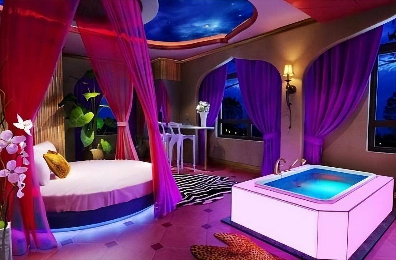 酒店的情侣套房，为何他们的床都是圆形的，这样设计有什么好处？