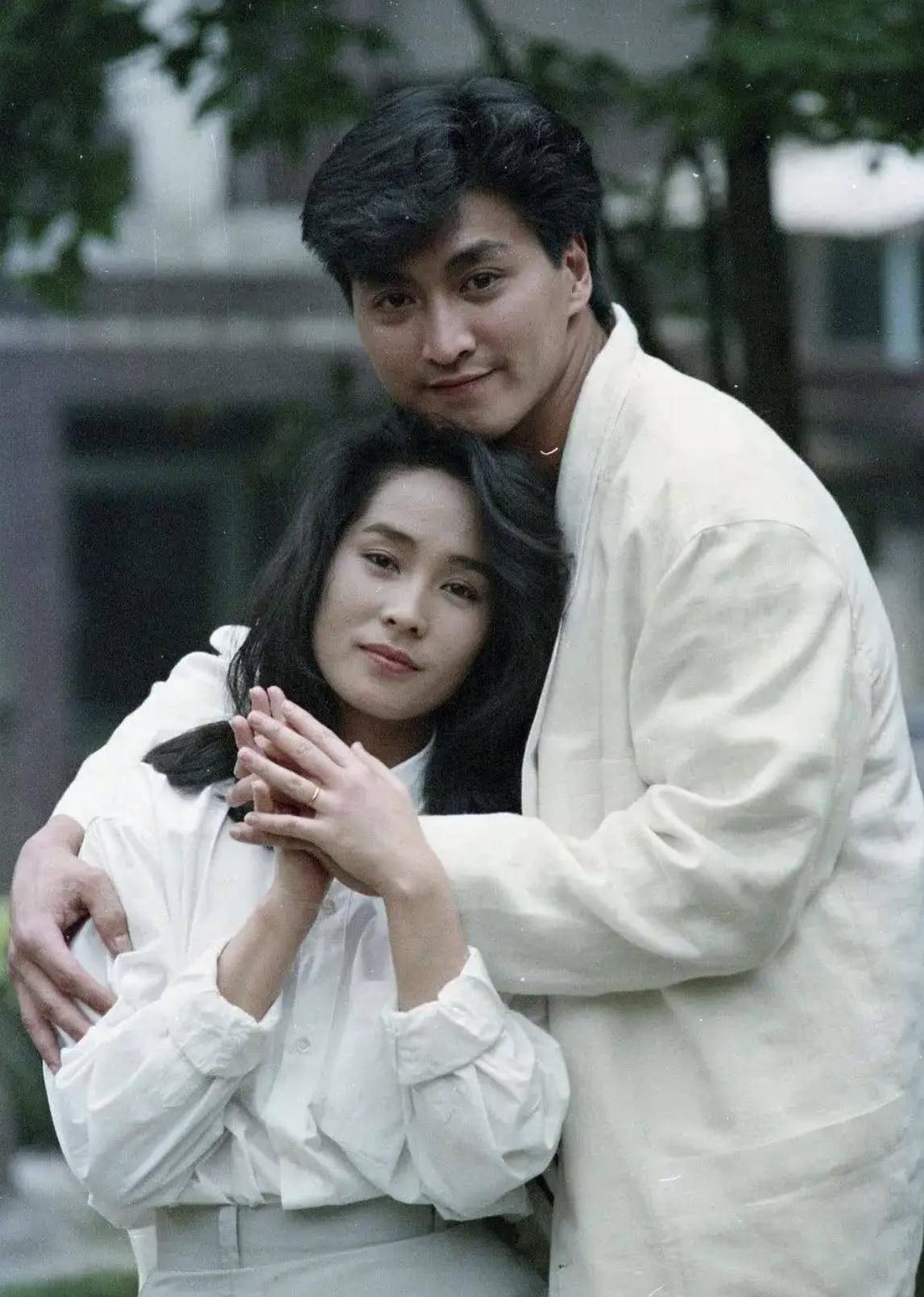 高举俩女孩臂力惊人,至今未婚自曝有女儿_高金素梅_包青天_网友