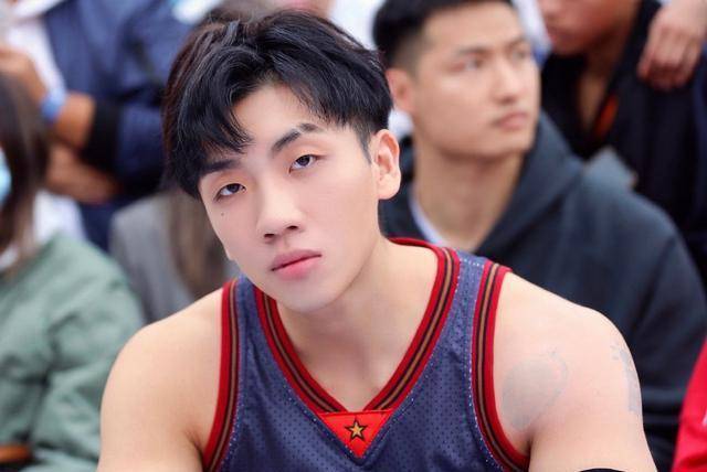 对于活死人的成员来说,遭受队友的暴击是他们生活的日常.