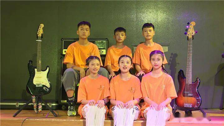 "吉他兄弟"的故乡,有一群热爱音乐的孩子_正安县_姐弟_文化