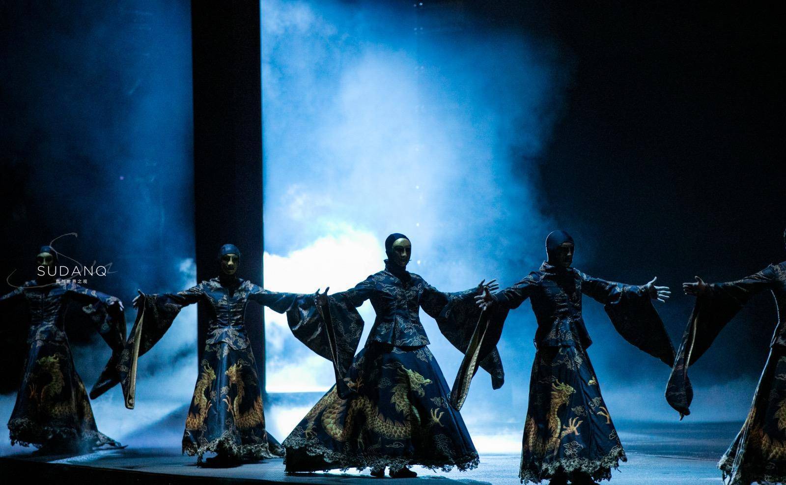 武汉汉秀剧场震撼人心!门票最贵2699元_演出_表演_世界