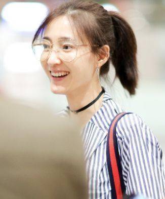 她是乔振宇前女友,同居8年被抛弃,和林更新暧昧今上浪姐大火_王丽坤