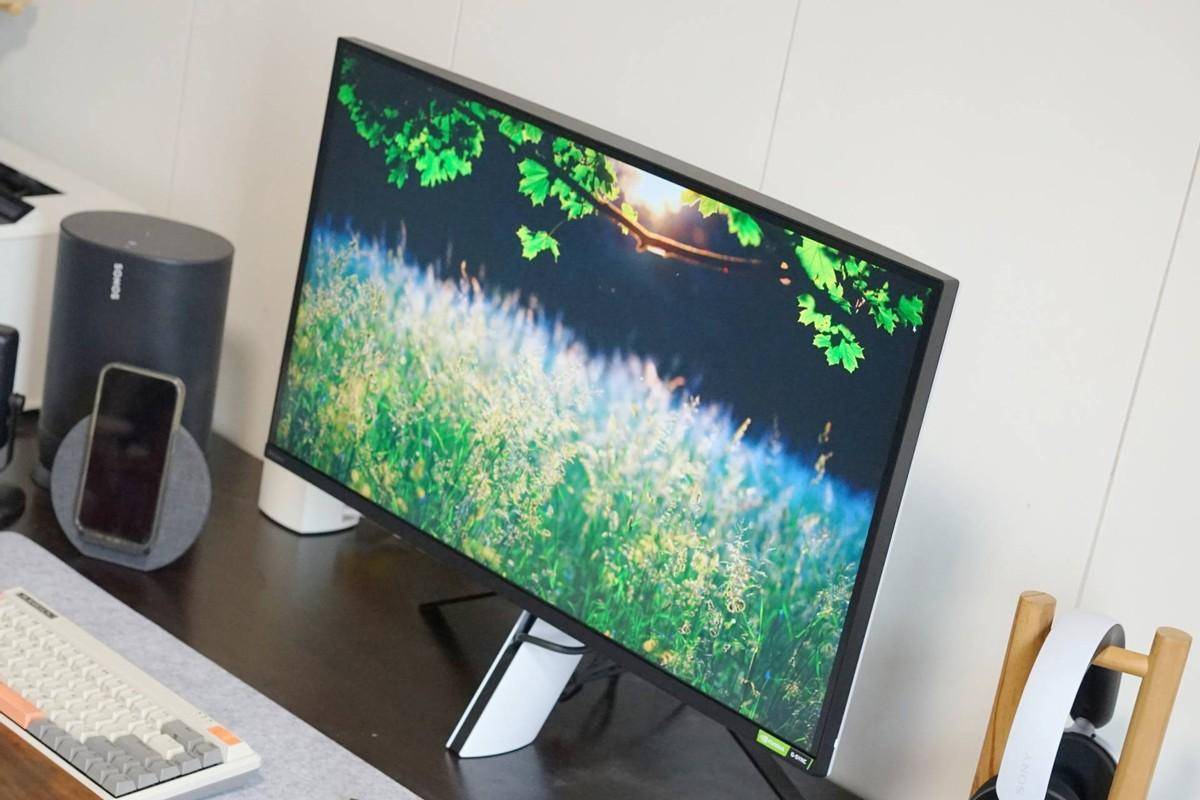 新一季桌面分享:索尼inzone m9电竞显示器搭档inzone h3,快乐加倍