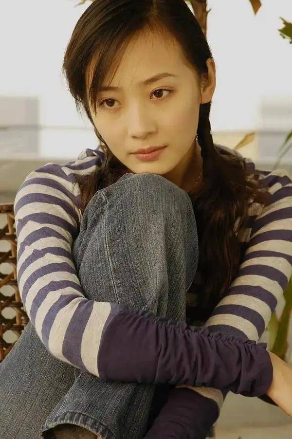 瞎闹?40岁曲栅栅竟演檀健次的妈,美女凭借演技真的可以改变年龄