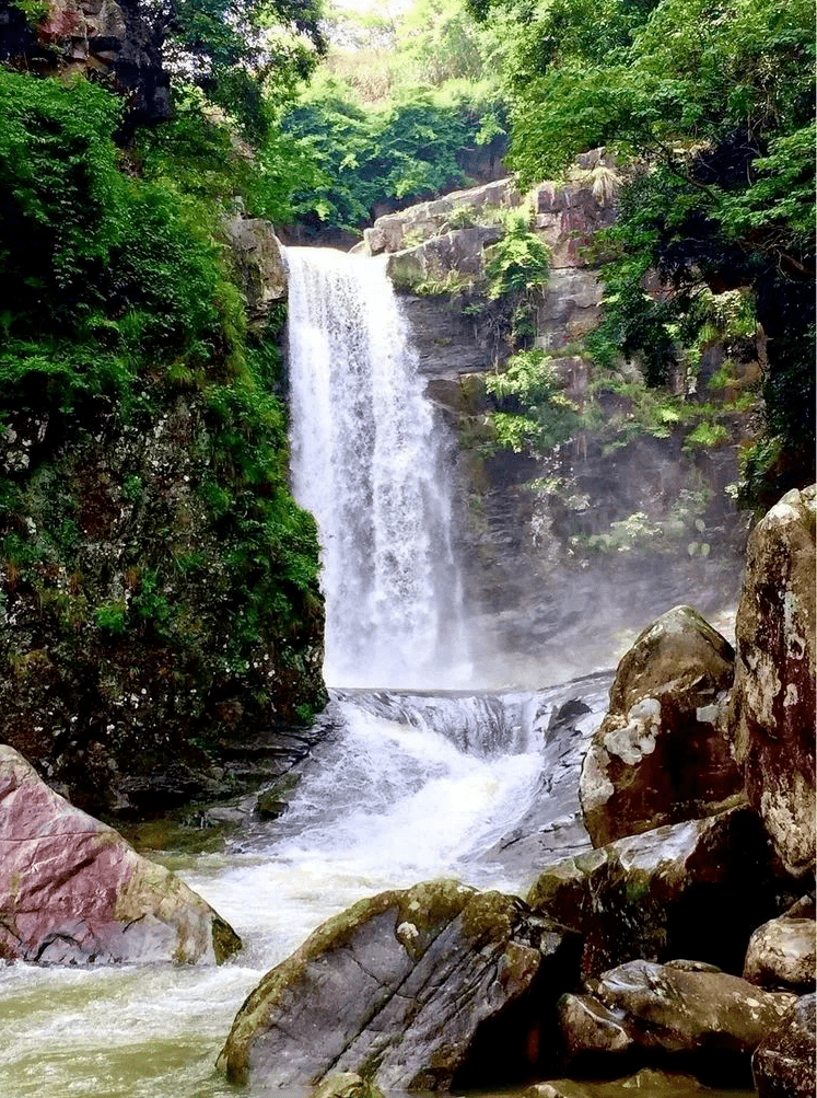 腾蛟赤岩山景区简介图片