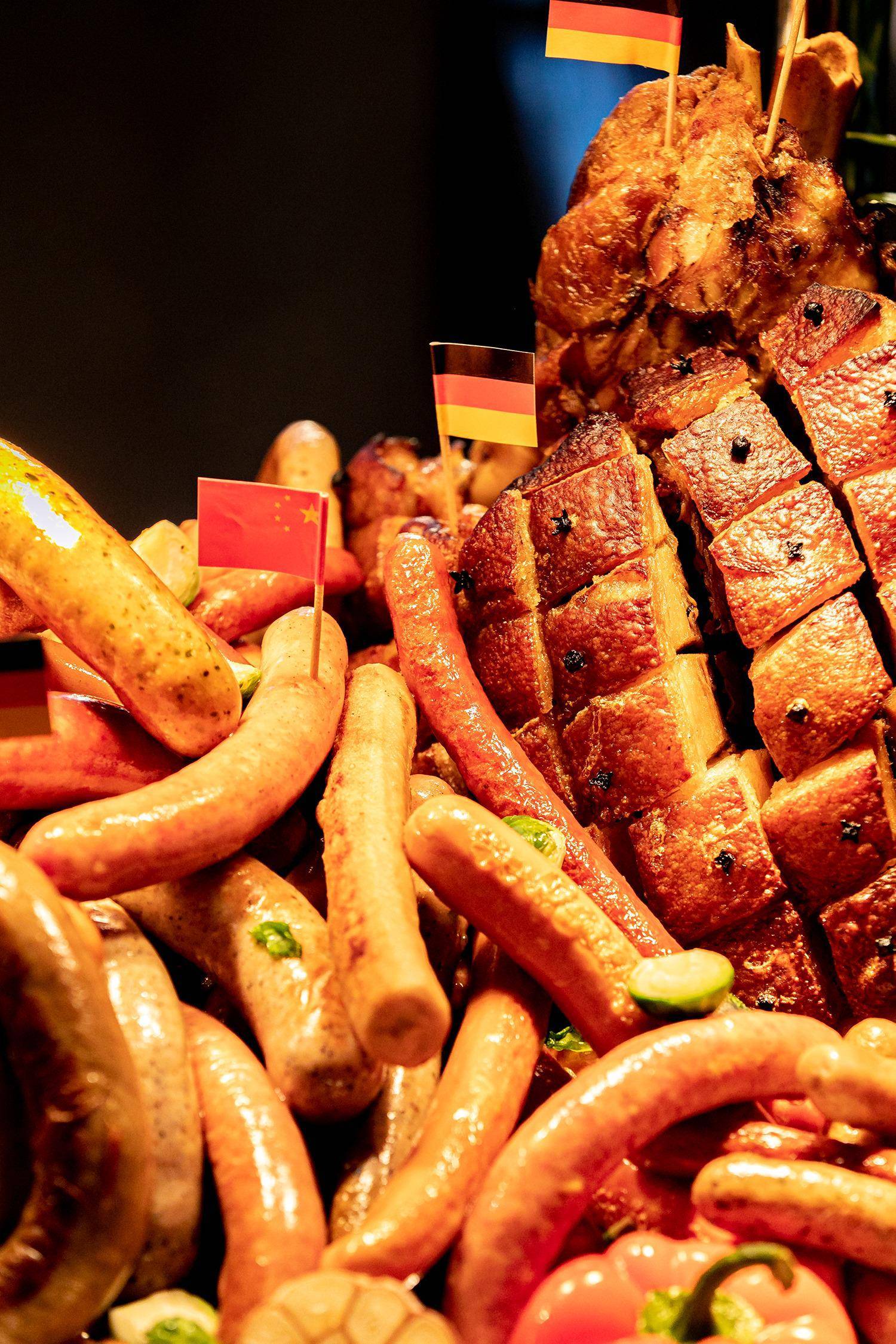 德国美食节,在贵阳想吃德国美食,来这里就对了_东景_餐厅_装饰