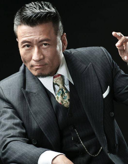 "杨逍"孙兴的跌宕人生与"浪荡"情史_工作_台湾_香港