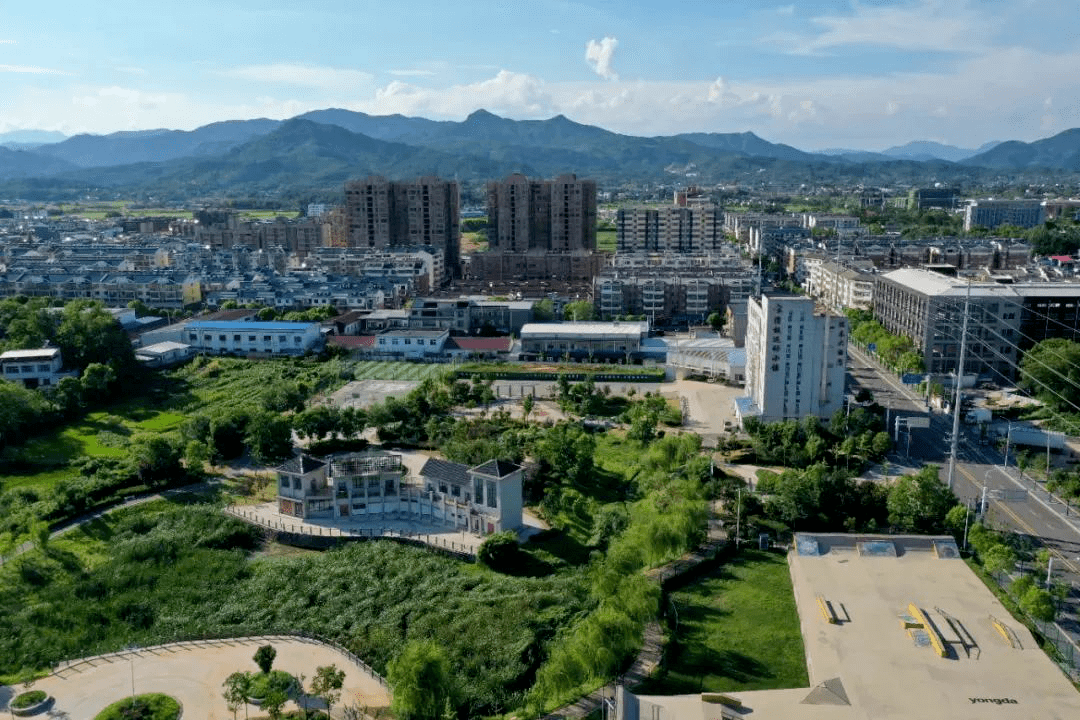 "潜山市源潭镇党