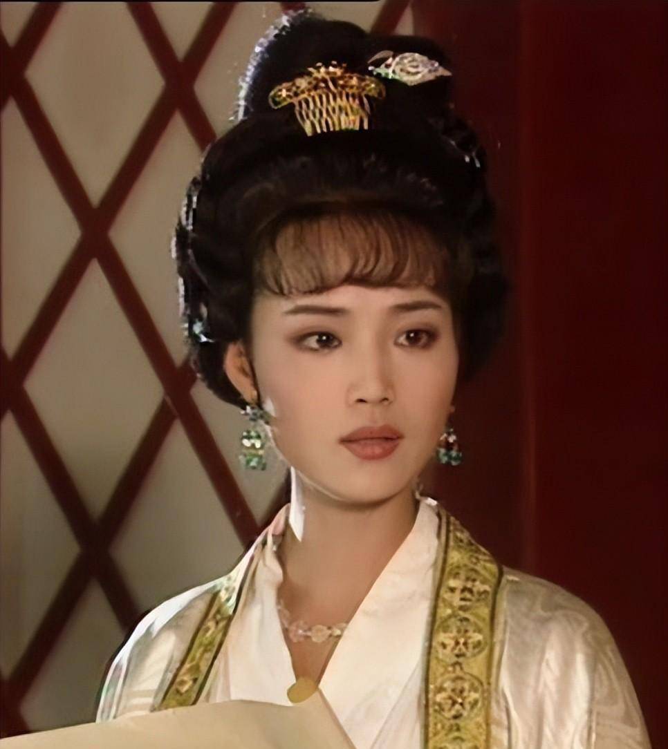 古城杭州，尽出美人！来自杭州的8位女星,个个千娇百媚,风情万种