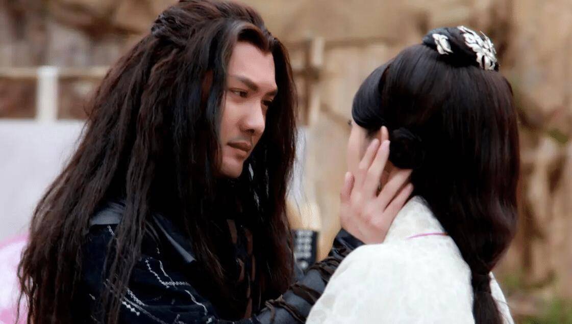 然而,高湛越喜欢高长恭,太子高纬就越慌张.