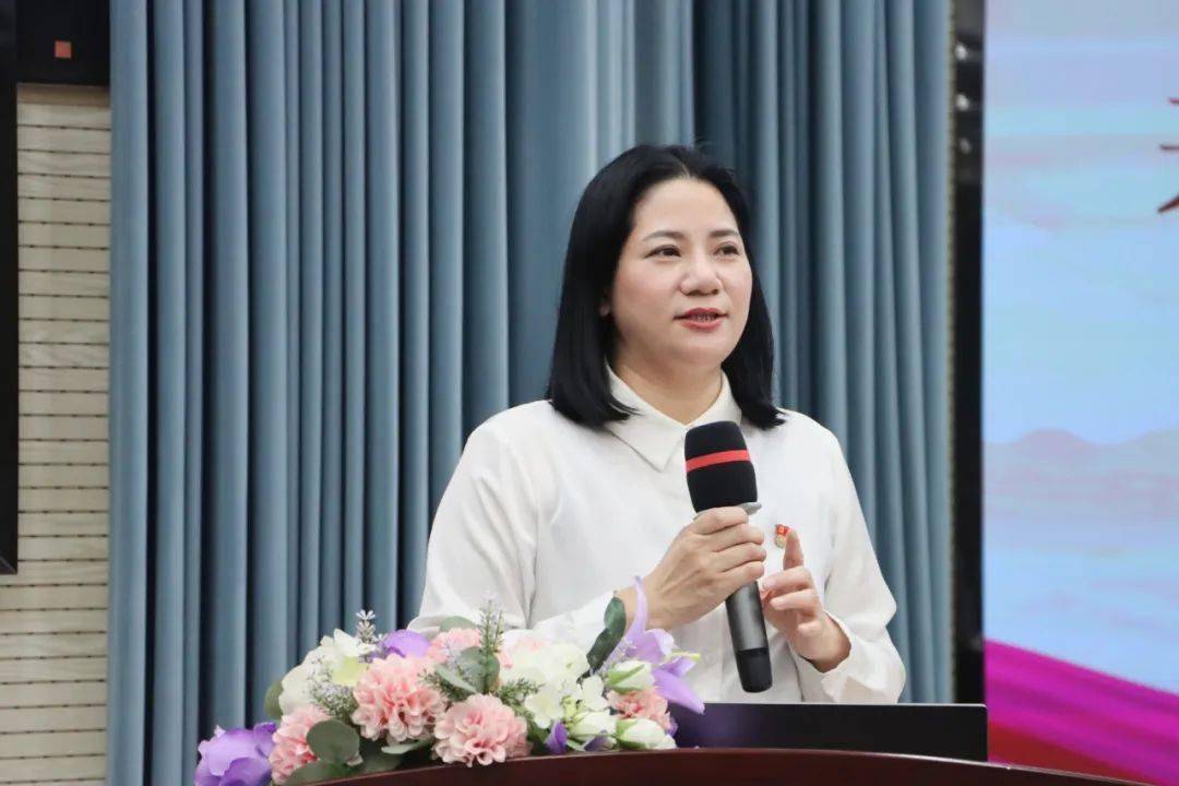 模拟撰写政协提案,在青少年心中播撒民主协商的种子_活动_商南花_进行