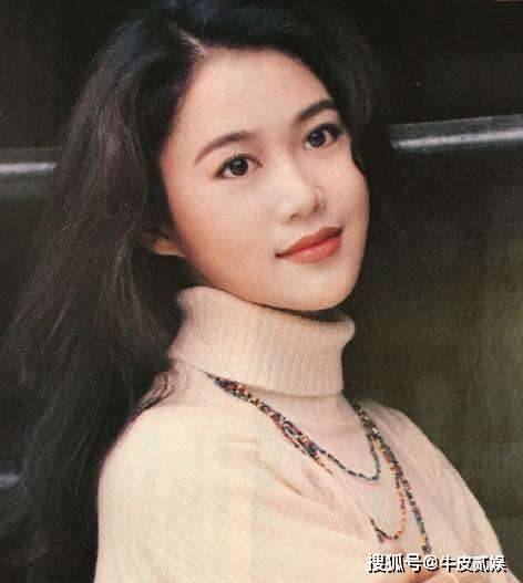 港风妆容穿搭风格_那些年港片女神的风采_港风女神气质