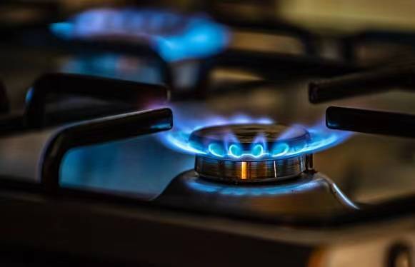 “天然气”气价回落近七成，欧洲天然气危机结束了吗？