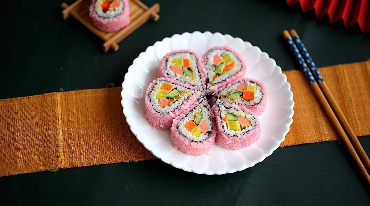 这种寿司的做法,味道香甜,似初恋般的感觉_樱花_黄瓜_大米